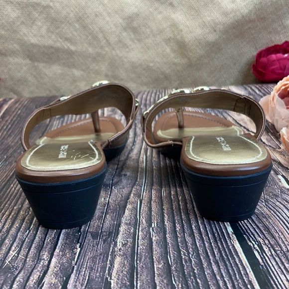 Marc Fisher Brown Manmade Sandals 8M - Picture 5 of 8